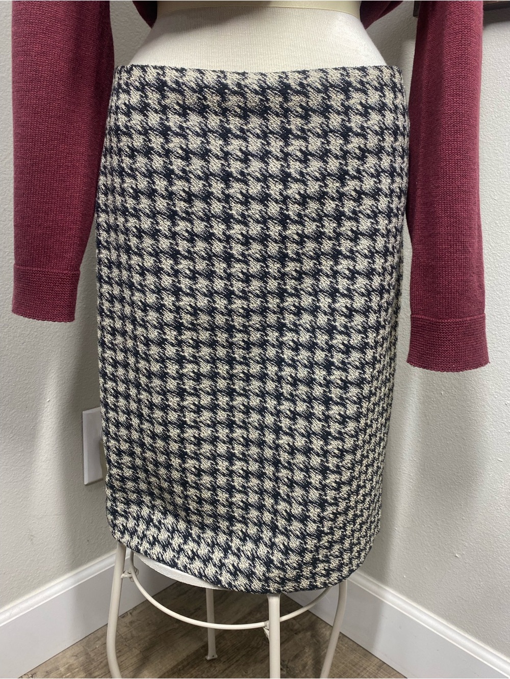 MM Lafleur Noho Pencil Skirt Houndstooth Black & White, Fully Lined